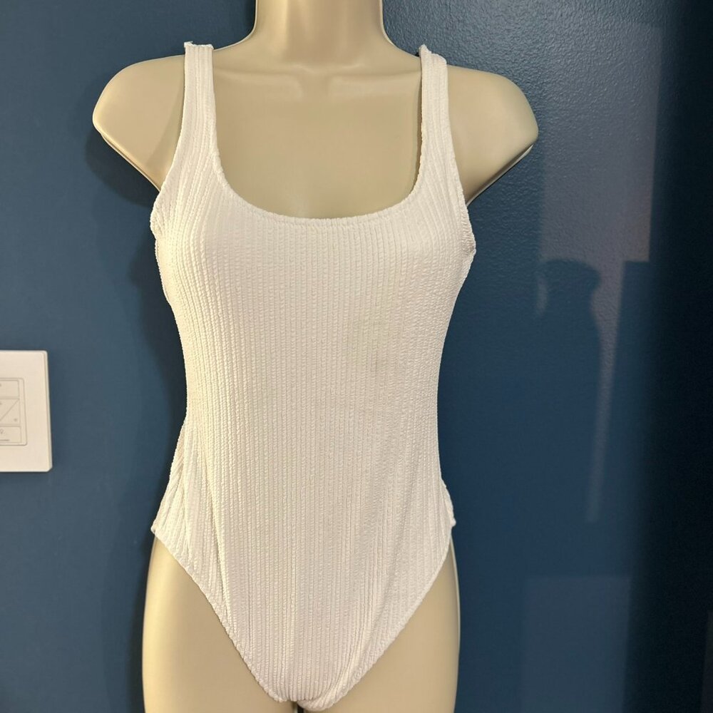 New Victoria Secret Swimsuit Size XS